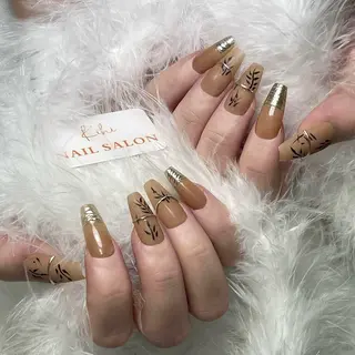 ネイル 💕鈴木ユリ パラジェル/オフ無料のネイルデザイン