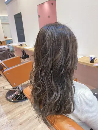 ロング カラー NicoRE. 大人女子×髪質改善のヘアスタイル