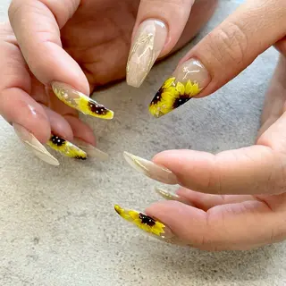 ネイル Allure小山店 後藤文香のネイルデザイン