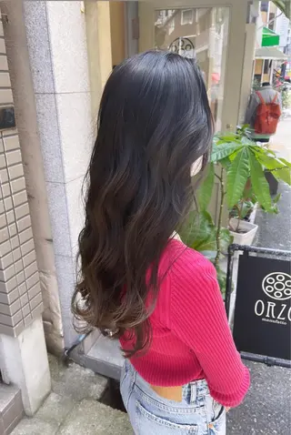 ロング カラー 泉 堅也のヘアスタイル