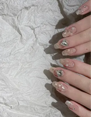 ミディアム めぐみのネイルサロン 惠のネイルデザイン