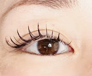 マツエク・マツパ eyelash salon Lys所属・eyelash salon  Lysのマツエク・マツパデザイン