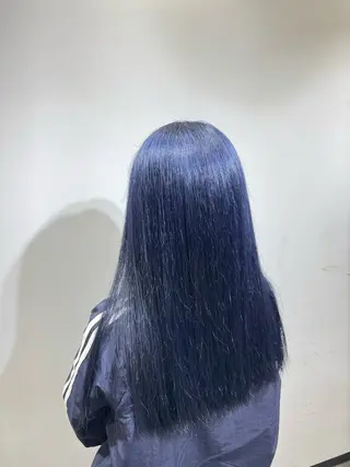 カラー 岡田 慎之介のヘアスタイル