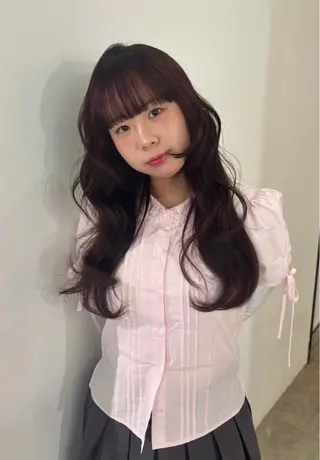 ロング ヘアアレンジ rinka／暖色 ブリーチのヘアスタイル