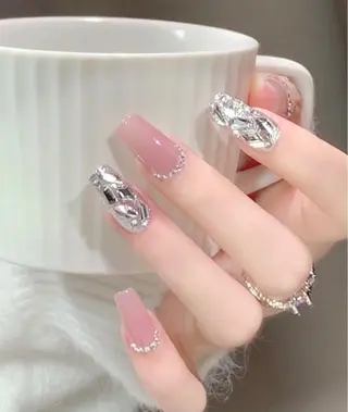 ネイル D-BEAUTY Nailsalonのネイルデザイン