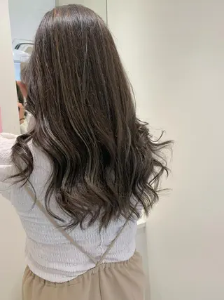 カラー Wカラー🎀/ 韓国風/TOMOMIのヘアスタイル