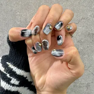 ネイル nailstudio eviz新宿店のネイルデザイン