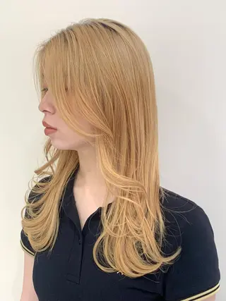 ロング カラー 赤みオフの透明感職人 /ケア重視の美髪施術のヘアスタイル