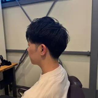 ショート メンズ 梅本 淑人のヘアスタイル