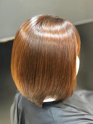 ショート カラー 嶌田 沙紀のヘアスタイル
