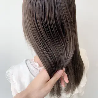 セミロング カラー レイヤー/顔周り カット/松岡 祥利のヘアスタイル