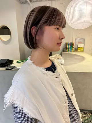 ショート カラー Loom.所属・村上雅人 ナチュラルモードのヘアスタイル