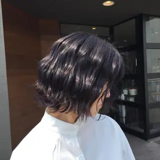 ショート maco 艶感ハイトーン🦋のヘアスタイル