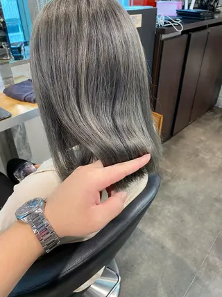 カラー 🔷似合わせのプロ KUMA🔷のヘアスタイル