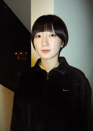 ショート ファッションに 溶け込むstyleのヘアスタイル