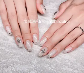 ネイル R inのネイルデザイン