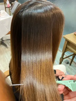 セミロング 髪質改善ストレート Chiaki 🦋のヘアスタイル