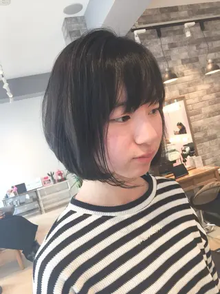 ショート 所渉/韓国レイヤー /ウルフカットのヘアスタイル