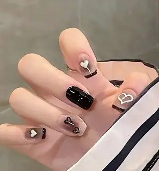 ネイル 米澤 ハナユキのネイルデザイン