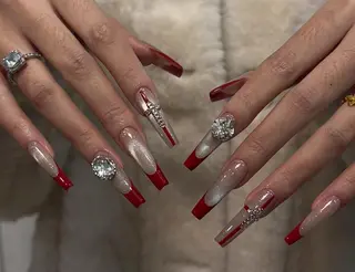 ネイル Pure&Rich Nailのネイルデザイン