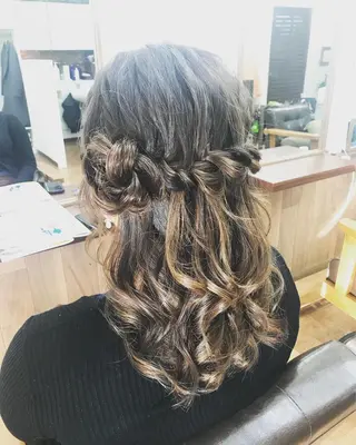 ヘアアレンジ 美容室 salon de craft所属・澤田 拓己のヘアスタイル