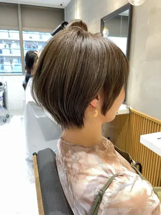 ショート 🌟透明感カラー× 小顔カットの匠🌟のヘアスタイル