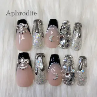 ネイル Aphrodite パラジェル認定サロンのネイルデザイン