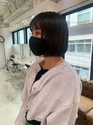 ショート カラー ヘアアレンジ 🧨ブリーチー×ボブ レイヤー💎じゅえるのヘアスタイル