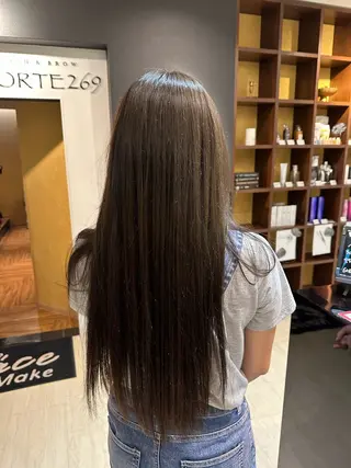 ロング カラー 早﨑 映天のヘアスタイル