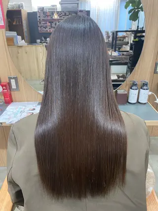 ロング Tsuyoshi 【Rosso】のヘアスタイル