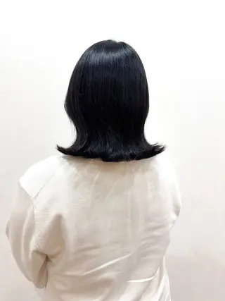 セミロング Limb所属・市塚 あみのヘアスタイル