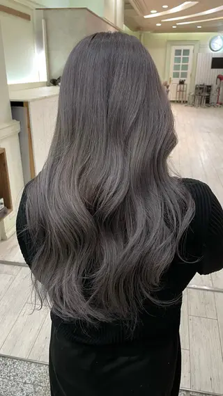 カラー sol yumeのヘアスタイル