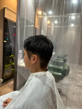 メンズ ビラデルソル ルート所属・徳野 愛依のヘアスタイル