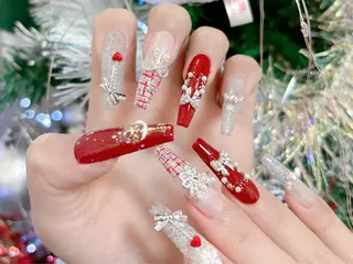 ネイル MoMoA Nail ネイル長さ出し専門店のネイルデザイン