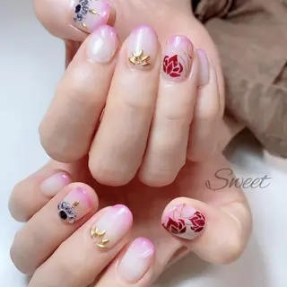 ネイル sweet 仲野陽子のネイルデザイン