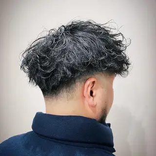 ショート パーマ メンズ 六本木ビジネスヘア HIROGINZAのヘアスタイル