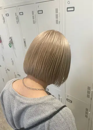 ショート カラー ハイトーン/ダブル カラー/あやかのヘアスタイル