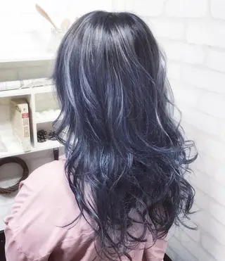 セミロング カラー エクステの神様 ▫️原島ユウヤ▫️のヘアスタイル