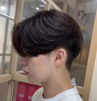 ショート パーマ メンズ 篠原 大稀のヘアスタイル