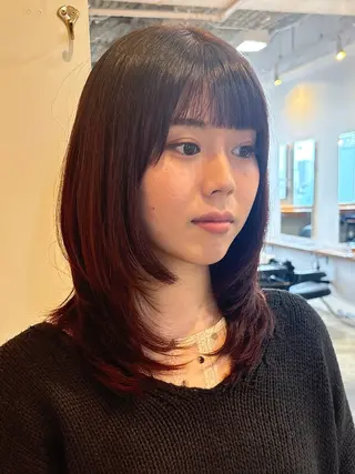 ミディアム カラー RIN／韓国ヘア レイヤーカットのヘアスタイル