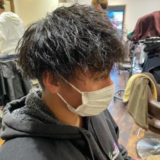 パーマ メンズ ミモリ ユウタのヘアスタイル