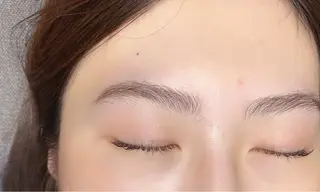 アイブロウ LITMUS HAIR SALON所属・末吉 結衣のマツエク・マツパデザイン