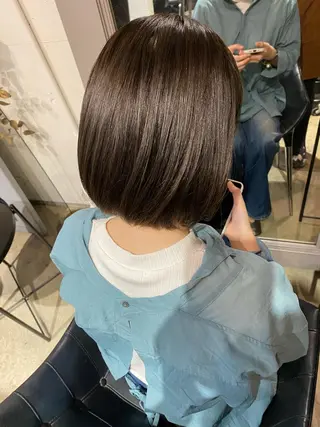 ショート カラー ヘアアレンジ 末永 咲希のヘアスタイル
