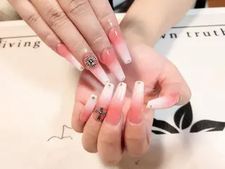 ネイル ＤI'A ネイルサロンのネイルデザイン