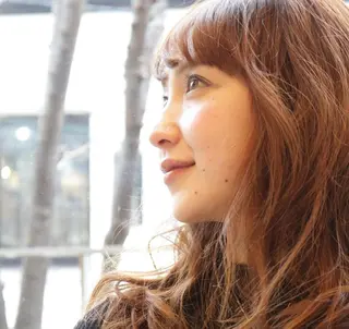 セミロング カラー ニシムラ コウイチのヘアスタイル