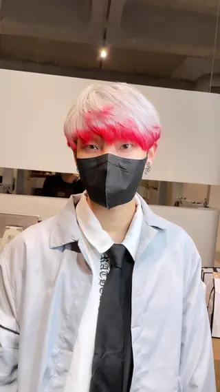 カラー メンズ MONIQA【モニカ】所属・名古屋ハイトーン/ 🐶ブリーチ専門店のヘアスタイル