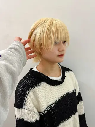 ショート カラー Cinq所属・ハイライト🌟/ ボブ/豊田のヘアスタイル