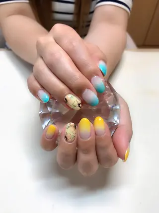 ネイル 'mm所属・'mm  (ミリ) ＭＡＮＡＭＩのネイルデザイン