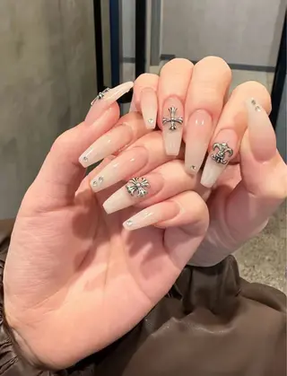 ネイル RinO Nail Salon所属・Hin Rin 日本橋店のネイルデザイン