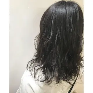 セミロング カラー 坂西 春果のマツエク・マツパデザイン